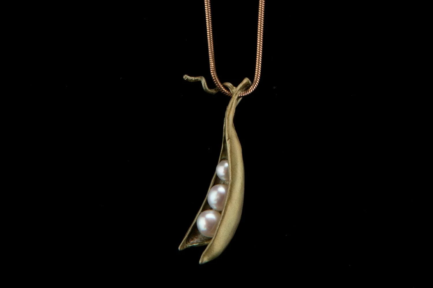 michael michaud 3 pea pendant